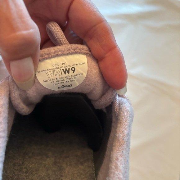Allbirds Sneakers Merino wool runners in lilac purple Sz 9. Worn 3X. - Picture 6 of 15